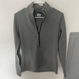 Light gray NIKE quarter zip pullover like new condition size large